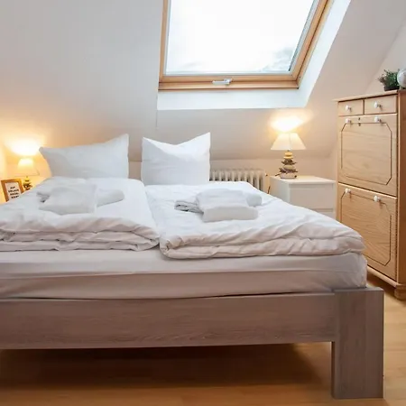 - Feldstrasse 48-k Hotell *