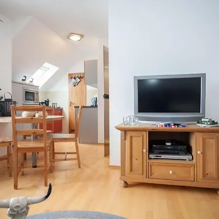 - Feldstrasse 48-k *